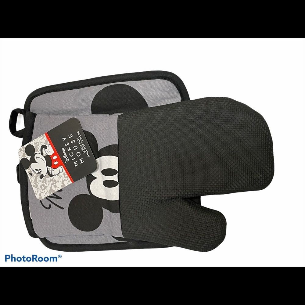 Disney Mickey Mouse Oven Mitt And Pot Holder